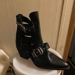 Witchy buckle boots